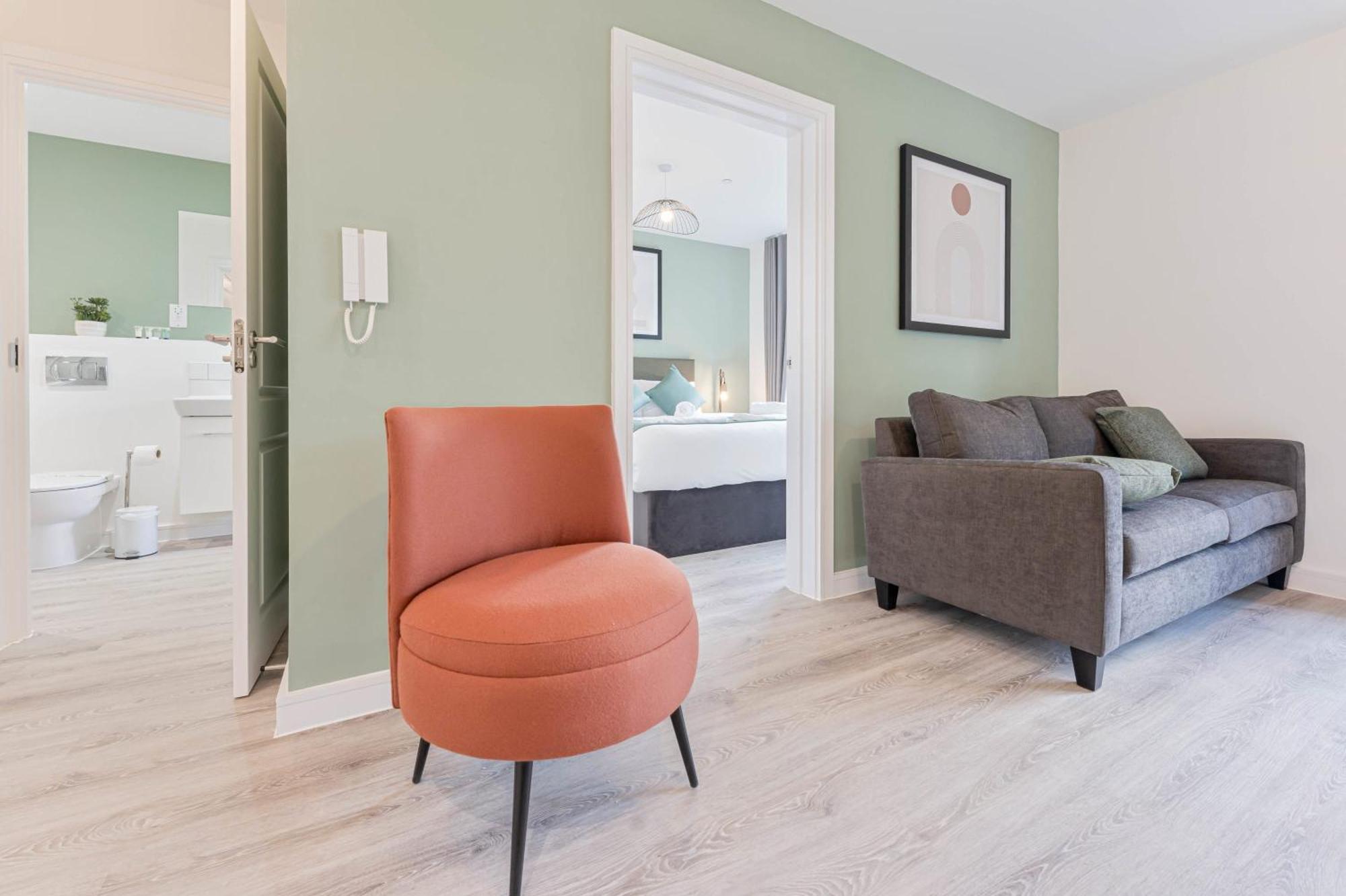 Stayzeni, Hardwick House Derby Lovely 2 Bed Flat エクステリア 写真